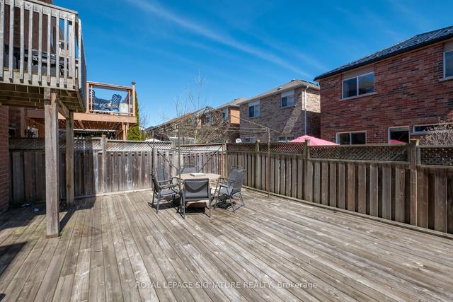 17 Vessel Cres, House detached with 3 bedrooms, 3 bathrooms and 2 parking in Toronto ON | Image 30