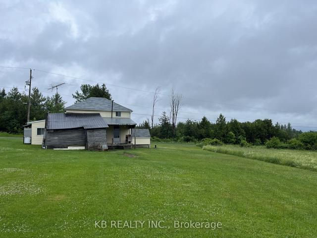 747 Westplain Rd, House detached with 2 bedrooms, 2 bathrooms and 3 parking in Greater Napanee ON | Image 13