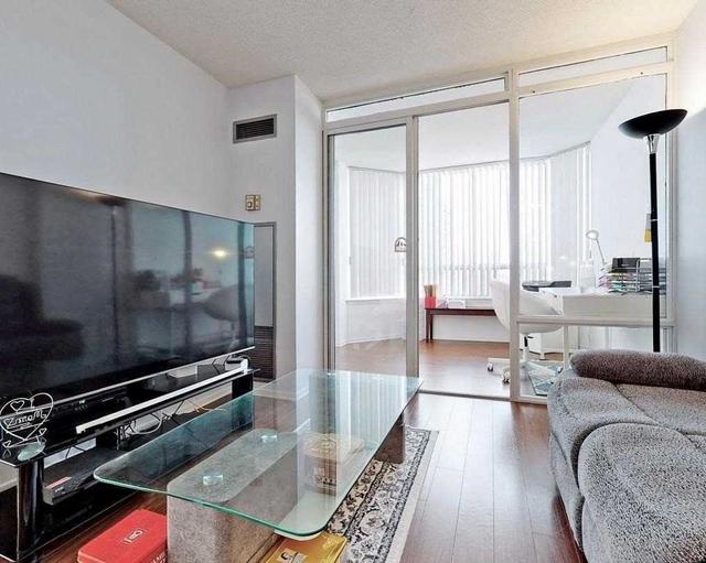 1512 - 330 Alton Towers Circ, Condo with 2 bedrooms, 2 bathrooms and 1 parking in Toronto ON | Image 29