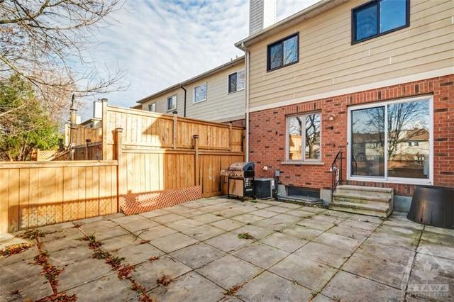 16 Southport Drive, Townhouse with 3 bedrooms, 3 bathrooms and 3 parking in Ottawa ON | Image 24