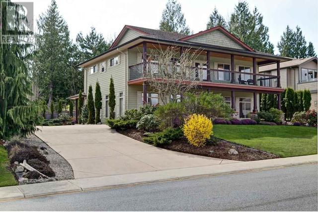 6155 Highmoor Place, House detached with 4 bedrooms, 4 bathrooms and 4 parking in Sechelt BC | Image 1