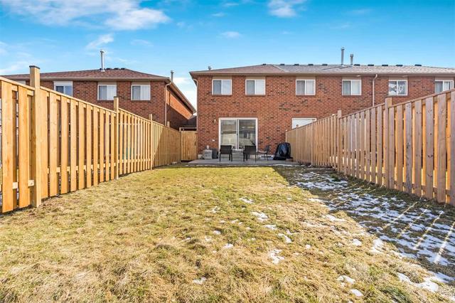 199 Nathan Cres, House attached with 2 bedrooms, 2 bathrooms and 2 parking in Barrie ON | Image 16