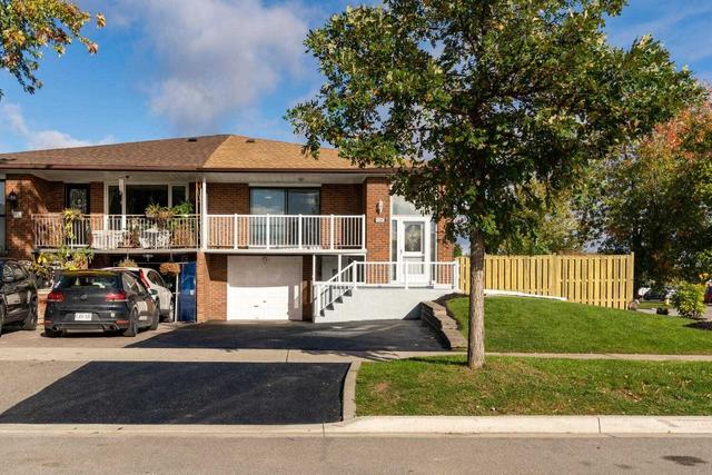 100 Andrew Park, House semidetached with 3 bedrooms, 2 bathrooms and 5 parking in Vaughan ON | Image 1