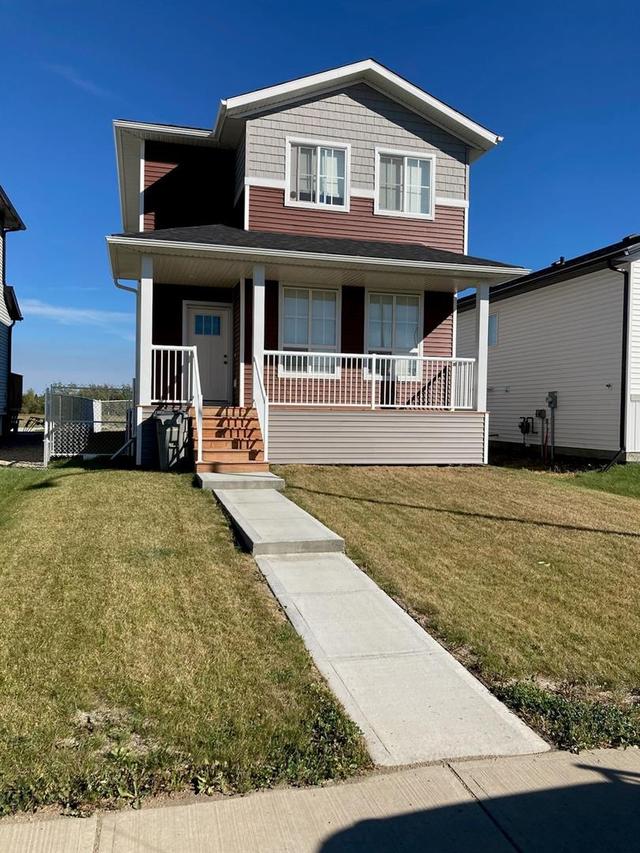 9809 89 Street, House detached with 3 bedrooms, 2 bathrooms and 4 parking in Grande Prairie AB | Image 1