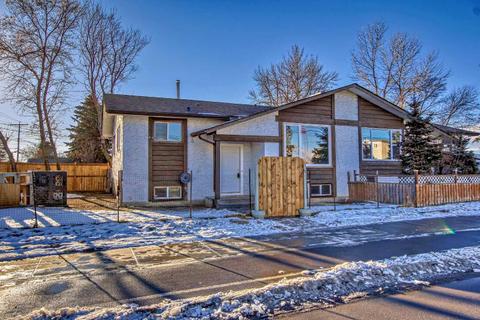4203 19 Avenue Se, Home with 3 bedrooms, 1 bathrooms and 2 parking in Calgary AB | Card Image