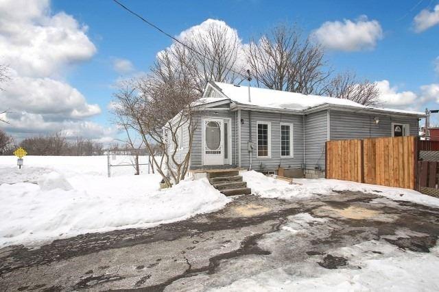 172 Mitchell Ave, House detached with 2 bedrooms, 2 bathrooms and 4 parking in Oshawa ON | Image 16