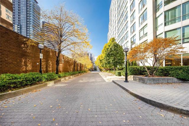910 - 942 Yonge St, Condo with 1 bedrooms, 1 bathrooms and 1 parking in Toronto ON | Image 10