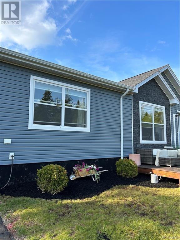 5 Bancroft Point Road, House detached with 5 bedrooms, 2 bathrooms and null parking in Grand Manan NB | Image 3