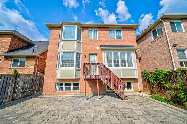 39 Roy Rainey Ave, House detached with 4 bedrooms, 4 bathrooms and 2 parking in Markham ON | Image 33