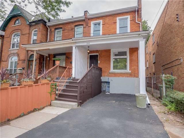 166 Young St, House semidetached with 3 bedrooms, 2 bathrooms and 1 parking in Hamilton ON | Image 1