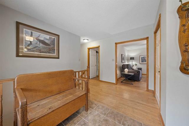 1140 Somerville 3rd Conc. Rd, House detached with 3 bedrooms, 2 bathrooms and 8 parking in Kawartha Lakes ON | Image 4