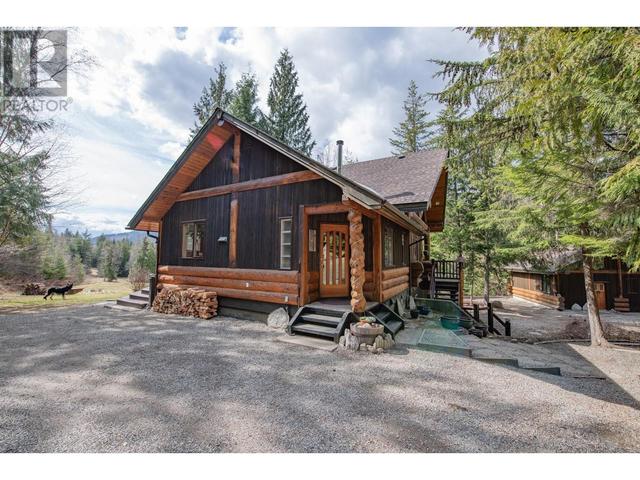 1195 Sugar Lake Road, House detached with 2 bedrooms, 2 bathrooms and 15 parking in North Okanagan E BC | Image 53
