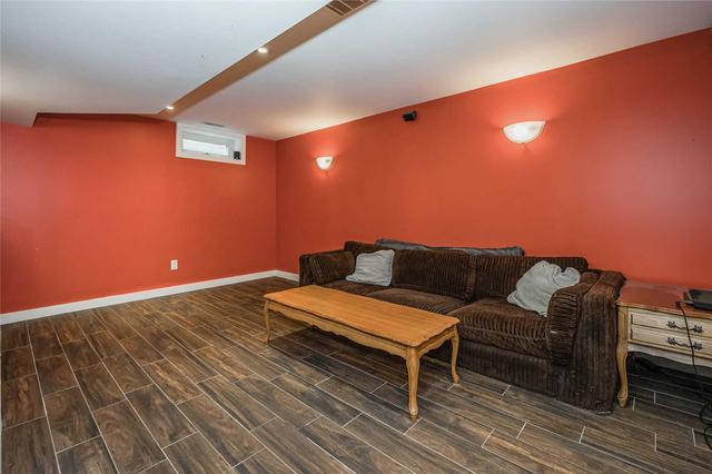 497 Paisley Rd, House detached with 2 bedrooms, 2 bathrooms and 3 parking in Guelph ON | Image 14