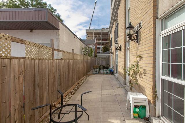 110 - 135 James St S, Condo with 3 bedrooms, 2 bathrooms and 0 parking in Hamilton ON | Image 11