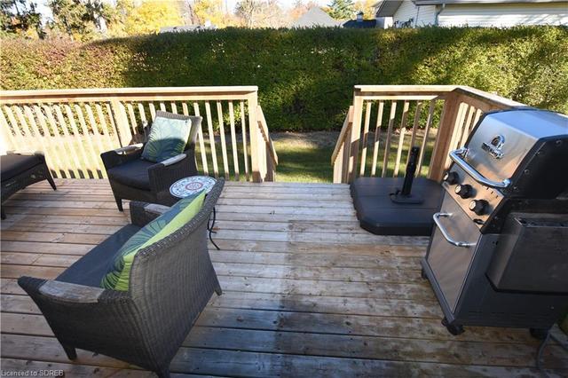Back Deck with Privacy Hedge off Living Room | Image 6