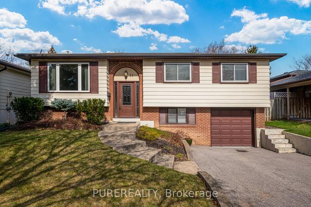 31 Lorne Scots Dr, House detached with 3 bedrooms, 2 bathrooms and 4 parking in Milton ON | Image 12