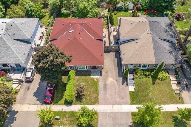 2771 Hollington Cres, House semidetached with 3 bedrooms, 2 bathrooms and 3 parking in Mississauga ON | Image 27