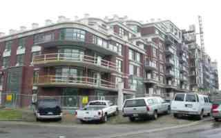 402 - 9 Burnhamthorpe Cres, Condo with 1 bedrooms, 1 bathrooms and 1 parking in Toronto ON | Image 1