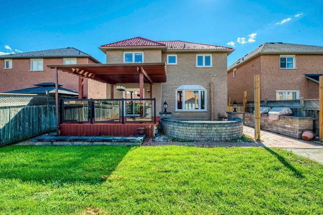 79 Sunny Meadow Blvd, House detached with 4 bedrooms, 4 bathrooms and 6 parking in Brampton ON | Image 32