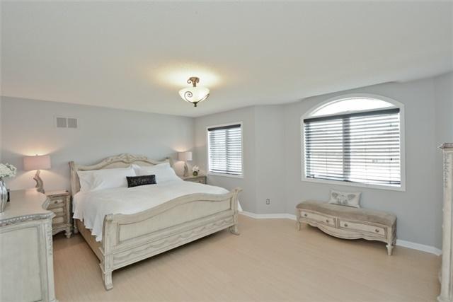 863 Strouds Lane, House detached with 4 bedrooms, 4 bathrooms and 4 parking in Pickering ON | Image 12