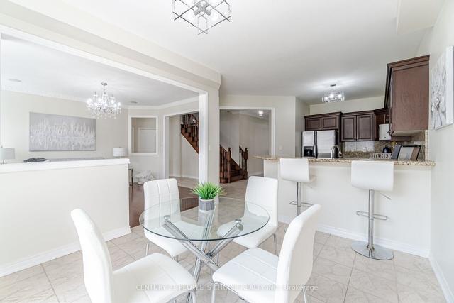 19 Dovehaven Cres, House detached with 4 bedrooms, 4 bathrooms and 6 parking in Brampton ON | Image 5