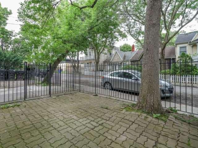 100 - 264 Seaton St, Condo with 2 bedrooms, 1 bathrooms and null parking in Toronto ON | Image 20