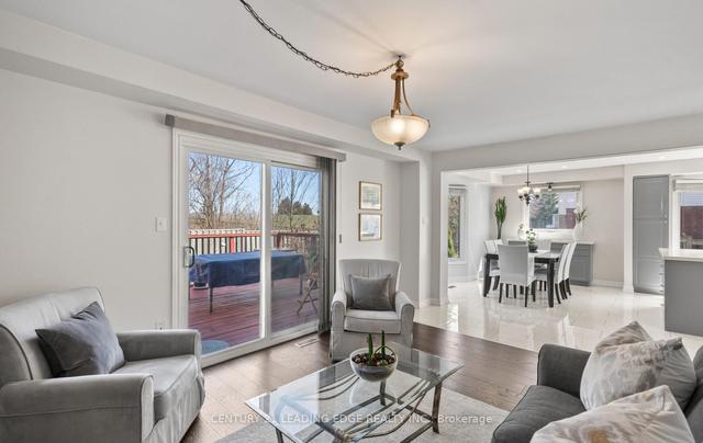 114 Brian Blvd, House detached with 4 bedrooms, 3 bathrooms and 4 parking in Hamilton ON | Image 11
