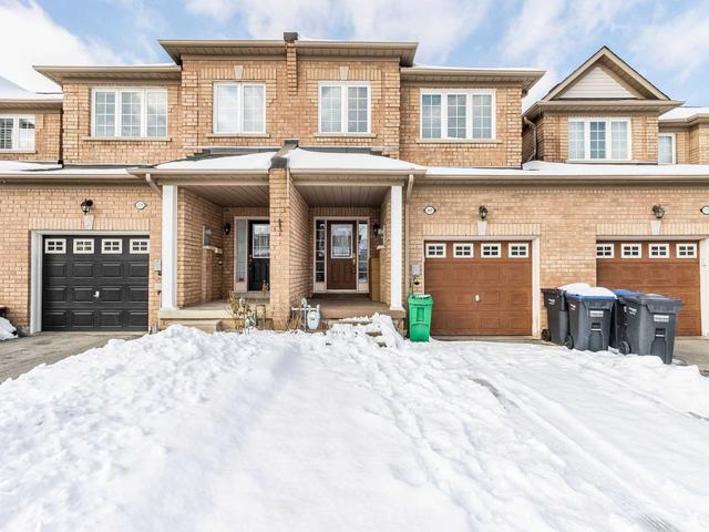 3517 Southwick St, House attached with 3 bedrooms, 4 bathrooms and 3 parking in Mississauga ON | Card Image