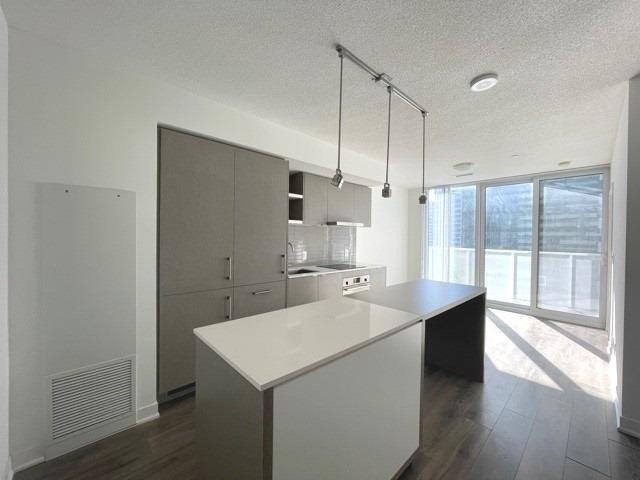 2801 - 88 Harbour St, Condo with 1 bedrooms, 1 bathrooms and 0 parking in Toronto ON | Image 11