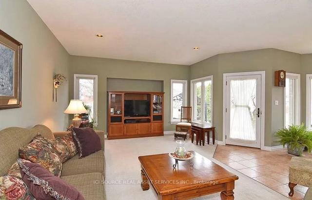 282 Ambleside Dr, House detached with 2 bedrooms, 3 bathrooms and 6 parking in London ON | Image 12