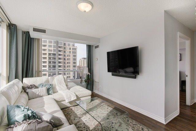 1001 - 3 Rean Dr, Condo with 2 bedrooms, 2 bathrooms and 1 parking in Toronto ON | Image 5
