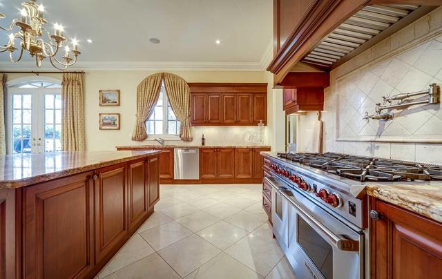 41 Highland Creek Crt, House detached with 5 bedrooms, 6 bathrooms and 20 parking in Vaughan ON | Image 13