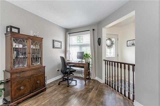 6 Mallard Court, House detached with 4 bedrooms, 3 bathrooms and 4 parking in Guelph ON | Image 16