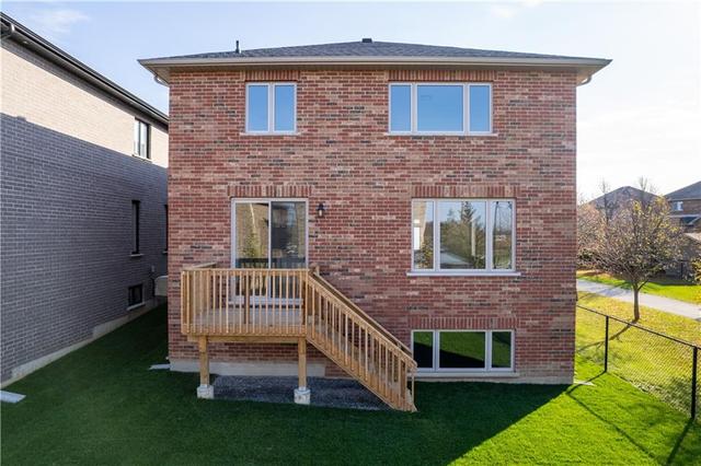 33 Hampshire Place, House detached with 4 bedrooms, 2 bathrooms and 2 parking in Hamilton ON | Image 5