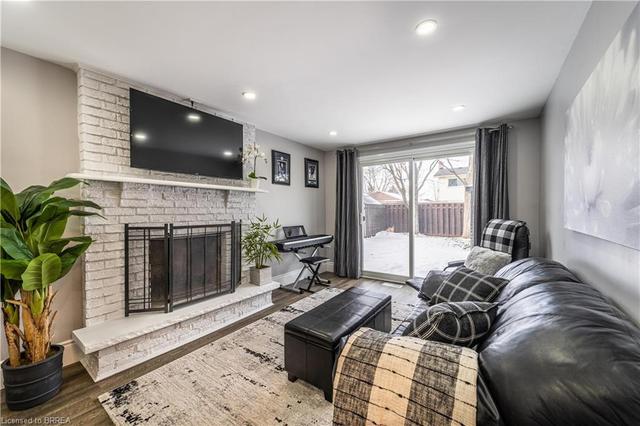 26 Sympatica Crescent, House semidetached with 4 bedrooms, 1 bathrooms and null parking in Brantford ON | Image 18