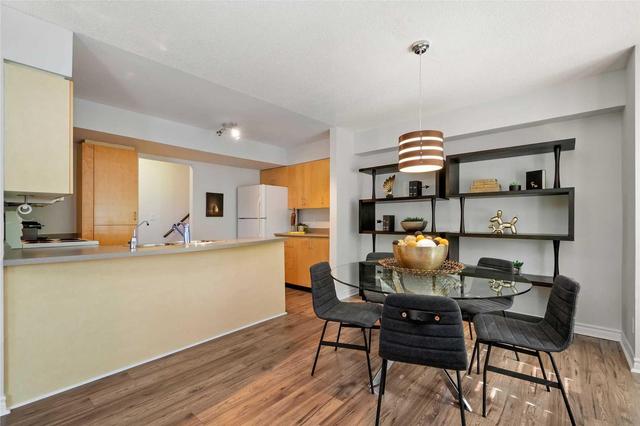 Th4 - 208 Niagara St, Townhouse with 3 bedrooms, 2 bathrooms and 1 parking in Toronto ON | Image 7