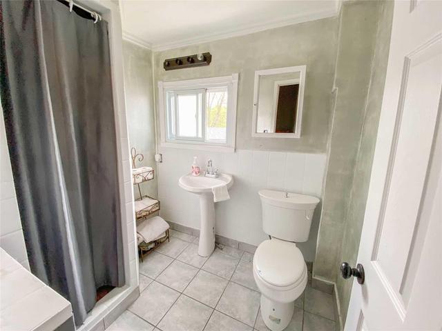 32 Lorne St, House detached with 3 bedrooms, 2 bathrooms and 3 parking in St. Catharines ON | Image 18