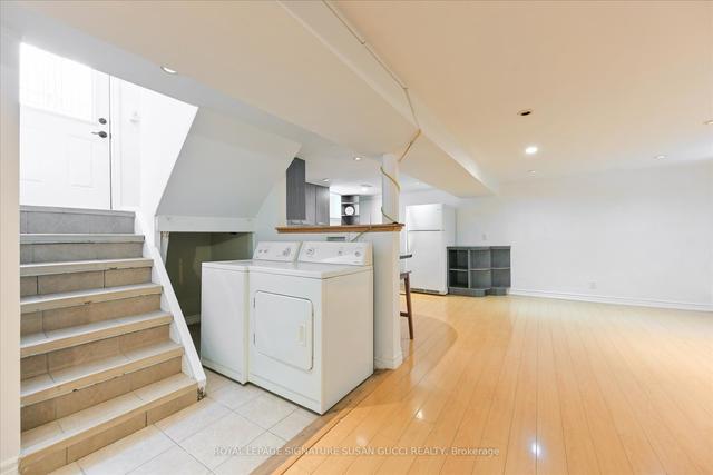 1 Holland Ave, House detached with 4 bedrooms, 3 bathrooms and 2 parking in Toronto ON | Image 28