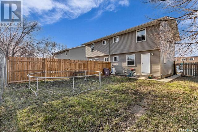 2409 - 2411 Richardson Road, House detached with 6 bedrooms, 4 bathrooms and null parking in Saskatoon SK | Image 33