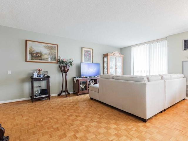 507 - 11 Thorncliffe Park Dr, Condo with 2 bedrooms, 2 bathrooms and 1 parking in Toronto ON | Image 18
