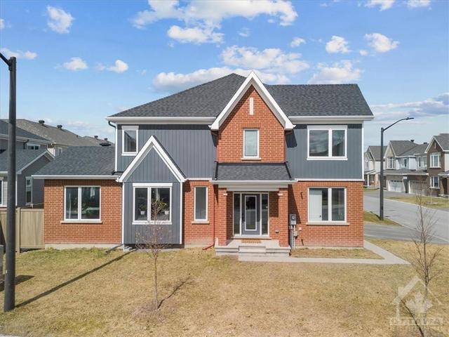 66 Moonbeam Street, House detached with 4 bedrooms, 4 bathrooms and 4 parking in Ottawa ON | Image 2