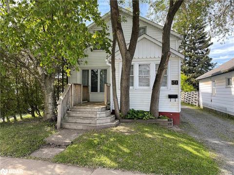 50 Wilcox Avenue, House detached with 3 bedrooms, 1 bathrooms and 2 parking in Sault Ste. Marie ON | Card Image