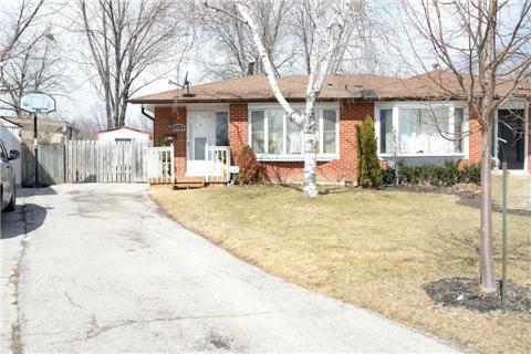 2457 Martin Crt, House semidetached with 3 bedrooms, 2 bathrooms and 3 parking in Burlington ON | Image 2
