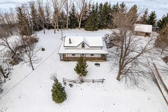 1350 Gilead Rd, House detached with 4 bedrooms, 1 bathrooms and 6 parking in Prince Edward County ON | Card Image