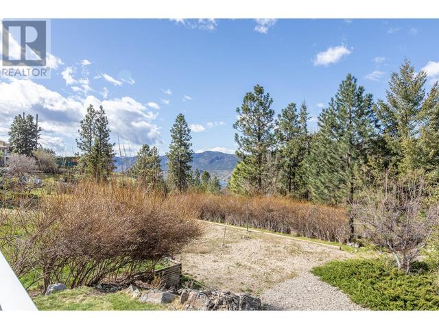 276 Heritage Boulevard, House detached with 3 bedrooms, 2 bathrooms and 2 parking in Okanagan Similkameen D BC | Image 45