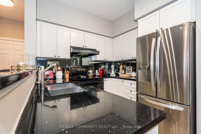 718 - 16 Dallimore Circ, Condo with 2 bedrooms, 2 bathrooms and 2 parking in Toronto ON | Image 15