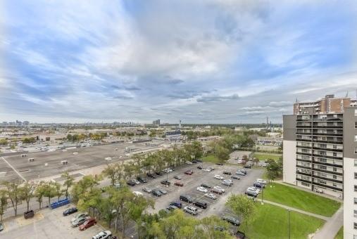 1004 - 3065 Queen Frederica Dr, Condo with 1 bedrooms, 1 bathrooms and 1 parking in Mississauga ON | Image 12