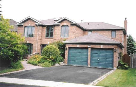 809 Lockwood Circ, House detached with 4 bedrooms, 3 bathrooms and 6 parking in Newmarket ON | Image 1
