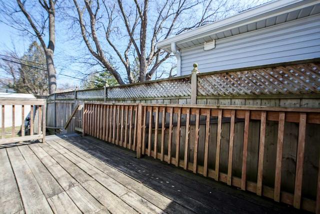 11a Elward Blvd, House semidetached with 2 bedrooms, 2 bathrooms and 1 parking in Toronto ON | Image 5