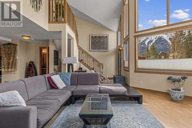 506 5 Avenue, House semidetached with 4 bedrooms, 2 bathrooms and 4 parking in Canmore AB | Image 10